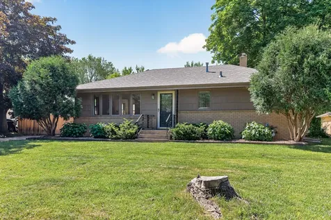 1056 Glenhill Road Shoreview MN 55126