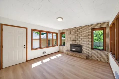 1056 Glenhill Road Shoreview MN 55126