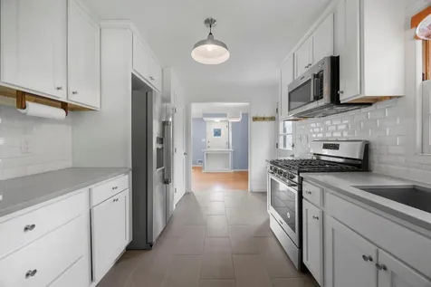 2736 Mcnair Drive N Robbinsdale MN 55422