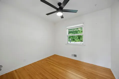 2736 Mcnair Drive N Robbinsdale MN 55422