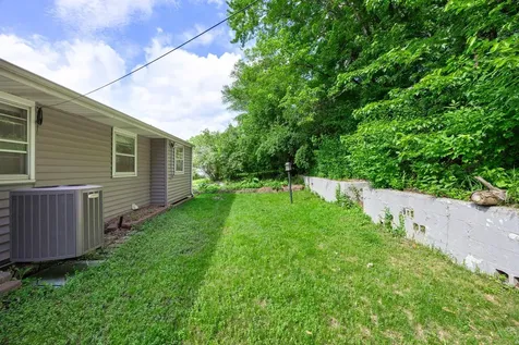 2736 Mcnair Drive N Robbinsdale MN 55422
