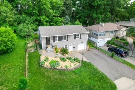 2736 Mcnair Drive N Robbinsdale MN 55422