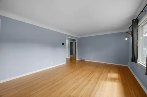 2736 Mcnair Drive N Robbinsdale MN 55422