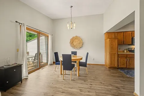 5654 Chatsworth Street N Shoreview MN 55126