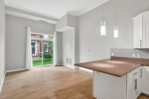 301 Clifton Avenue Minneapolis MN 55403