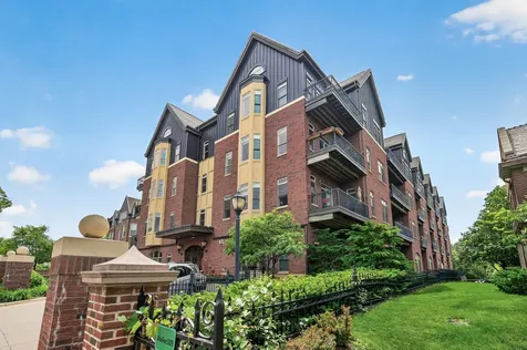 301 Clifton Avenue Minneapolis MN 55403