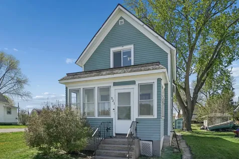 321 1st Street NE Plato MN 55370