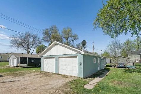 321 1st Street NE Plato MN 55370