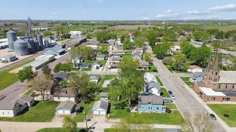 321 1st Street NE Plato MN 55370