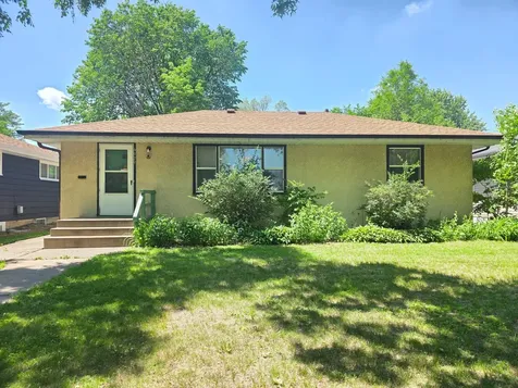 4929 Queen Avenue N Minneapolis MN 55430