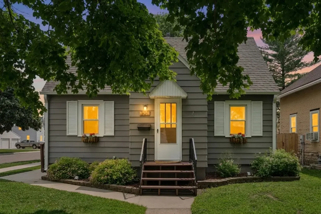 301 11th Avenue SW Austin MN 55912