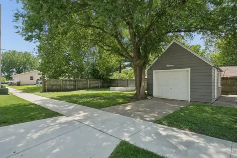 301 11th Avenue SW Austin MN 55912