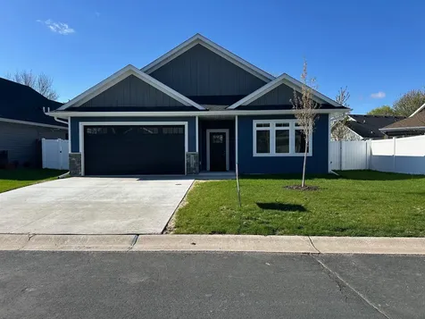 1118 Village Street SE New Prague MN 56071