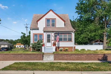 556 5th Avenue S South Saint Paul MN 55075
