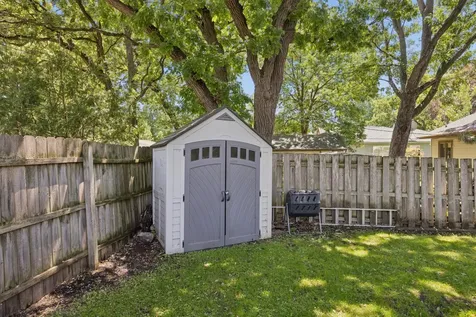 1206 Kilian Boulevard SE Saint Cloud MN 56304