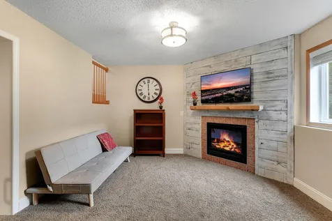 2186 Woodcrest Drive Woodbury MN 55129