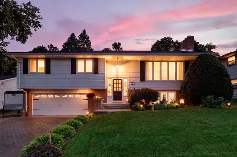 8 Imperial Drive E West Saint Paul MN 55118