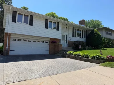 8 Imperial Drive E West Saint Paul MN 55118
