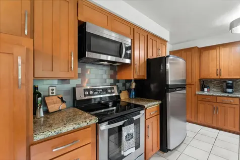 8 Imperial Drive E West Saint Paul MN 55118