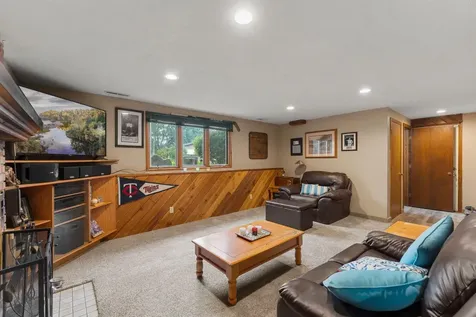 8 Imperial Drive E West Saint Paul MN 55118