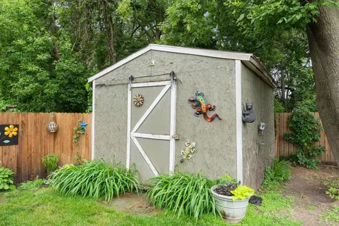 8 Imperial Drive E West Saint Paul MN 55118