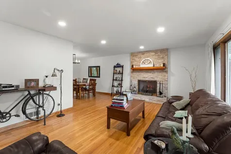 8 Imperial Drive E West Saint Paul MN 55118