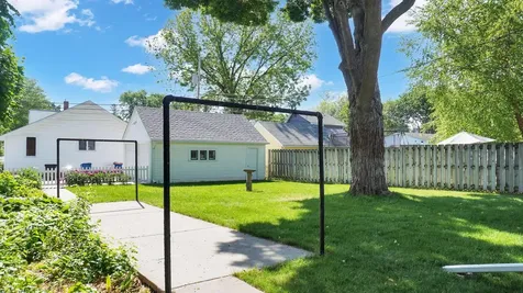 221 9th Avenue N Hopkins MN 55343