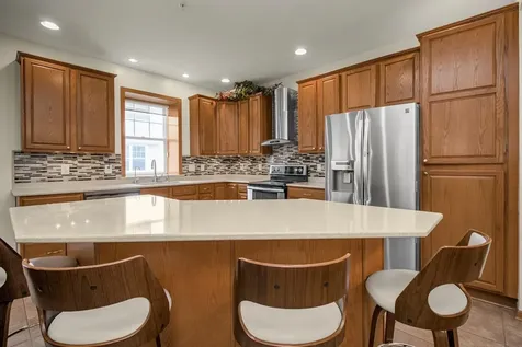 1691 Village Trail E Maplewood MN 55109