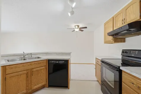 2213 E 117th Street Burnsville MN 55337
