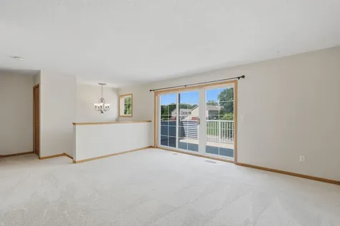 2213 E 117th Street Burnsville MN 55337