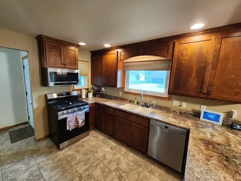 1105 5th Avenue SW Pipestone MN 56164