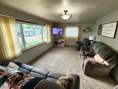 1105 5th Avenue SW Pipestone MN 56164