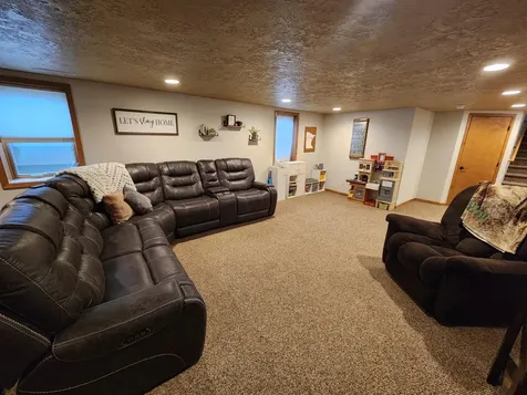 1105 5th Avenue SW Pipestone MN 56164
