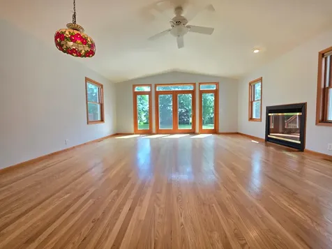 723 S 4th Street Le Sueur MN 56058