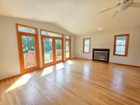 723 S 4th Street Le Sueur MN 56058