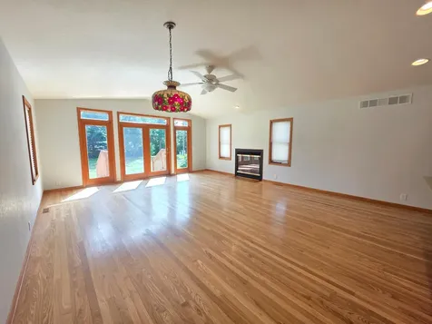 723 S 4th Street Le Sueur MN 56058
