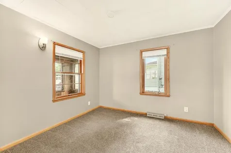 32 10th Street NW Rochester MN 55901