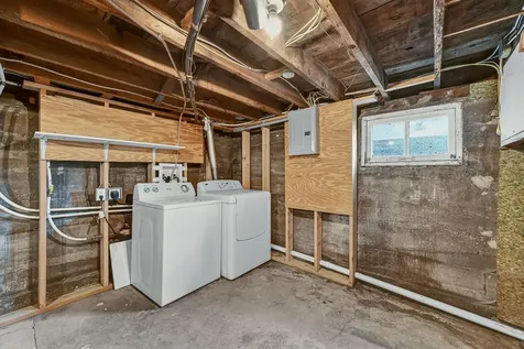 32 10th Street NW Rochester MN 55901