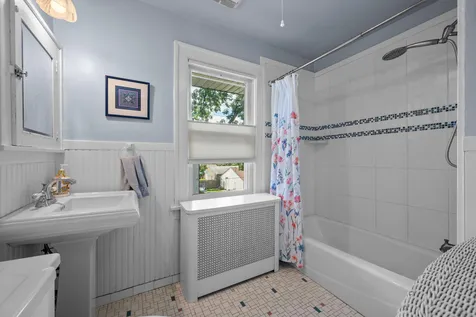 1801 Wellesley Avenue Saint Paul MN 55105