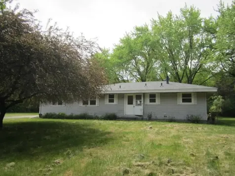 1064 273rd Avenue NE Isanti MN 55040