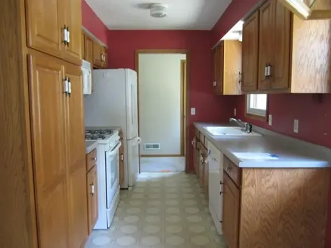 1064 273rd Avenue NE Isanti MN 55040