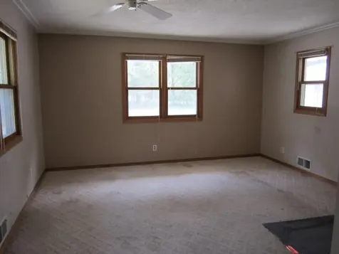 1064 273rd Avenue NE Isanti MN 55040