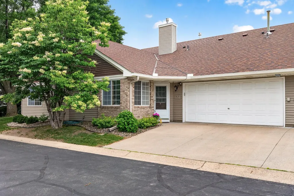 515 Lovell Avenue Roseville MN 55113
