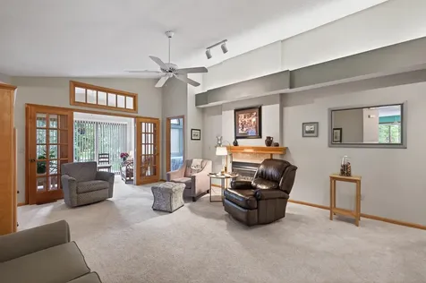 515 Lovell Avenue Roseville MN 55113