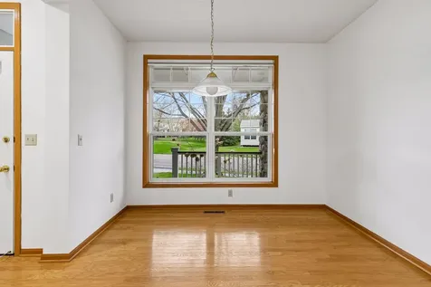 15156 Dundee Avenue Apple Valley MN 55124