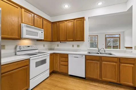15156 Dundee Avenue Apple Valley MN 55124