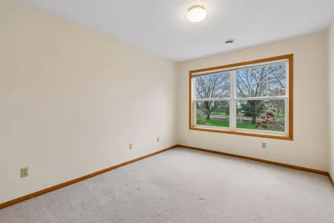 15156 Dundee Avenue Apple Valley MN 55124