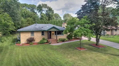 2850 Holly Street S Cambridge MN 55008