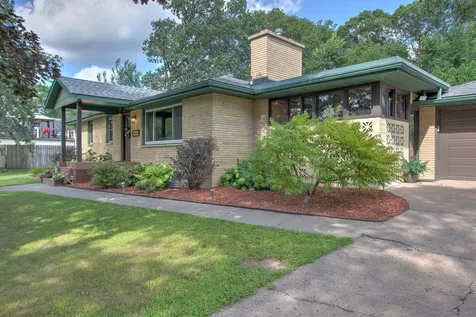 2850 Holly Street S Cambridge MN 55008