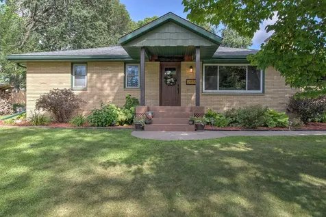 2850 Holly Street S Cambridge MN 55008